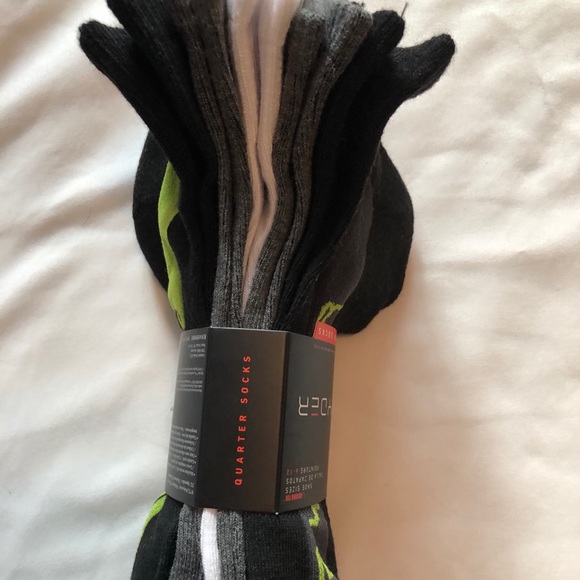 Spyder Quarter Socks 5 Pairs Size 6-12 - Picture 4 of 5